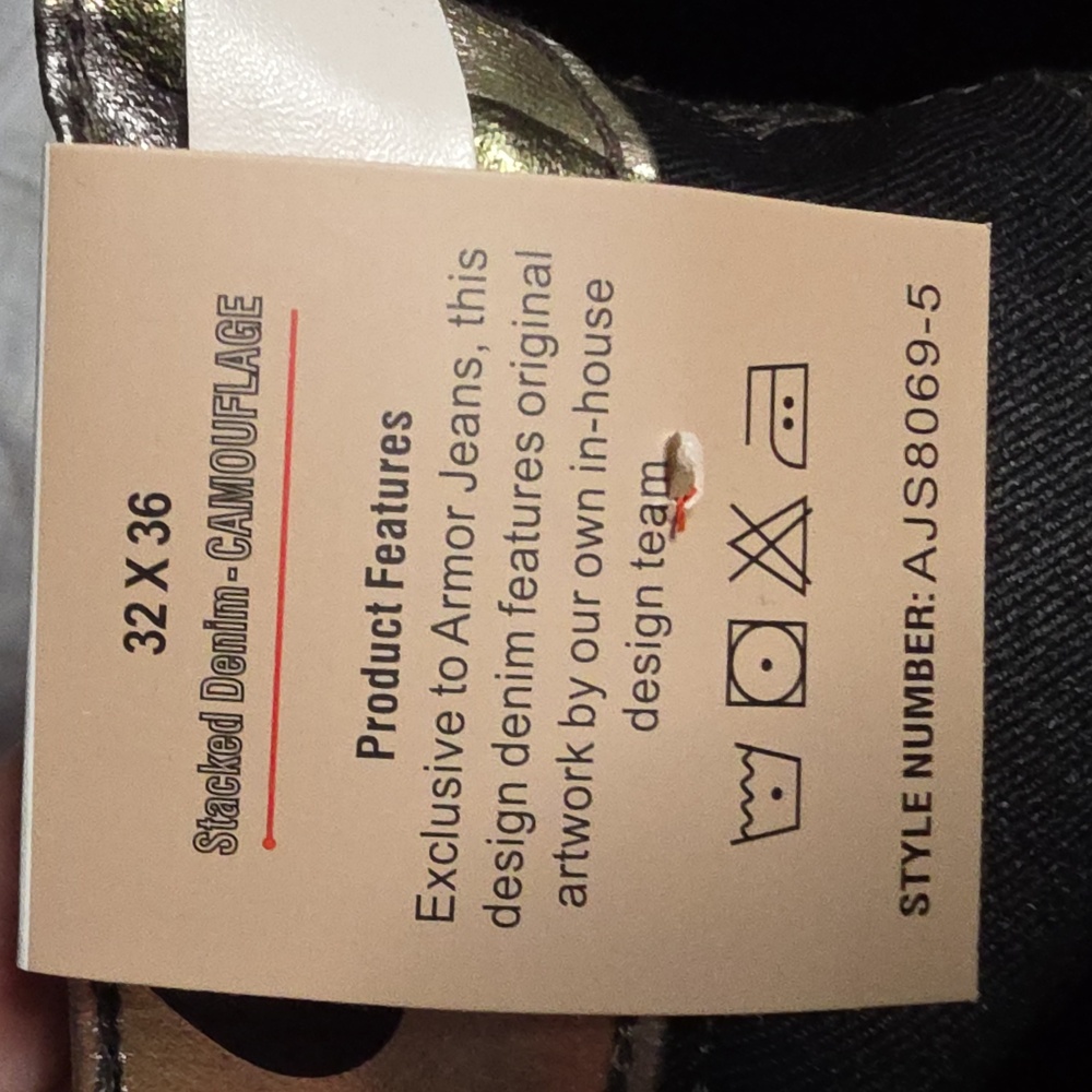 Armor Foil Wash Camo Jeans - Picture 6 of 7